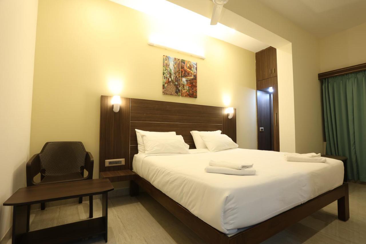 Minas Manor Hotel Tiruchirappalli Kültér fotó