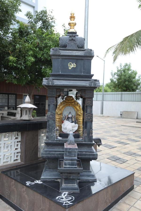 Minas Manor Hotel Tiruchirappalli Kültér fotó