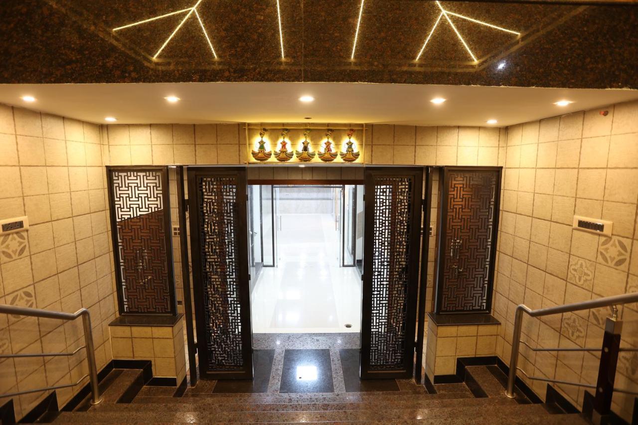 Minas Manor Hotel Tiruchirappalli Kültér fotó